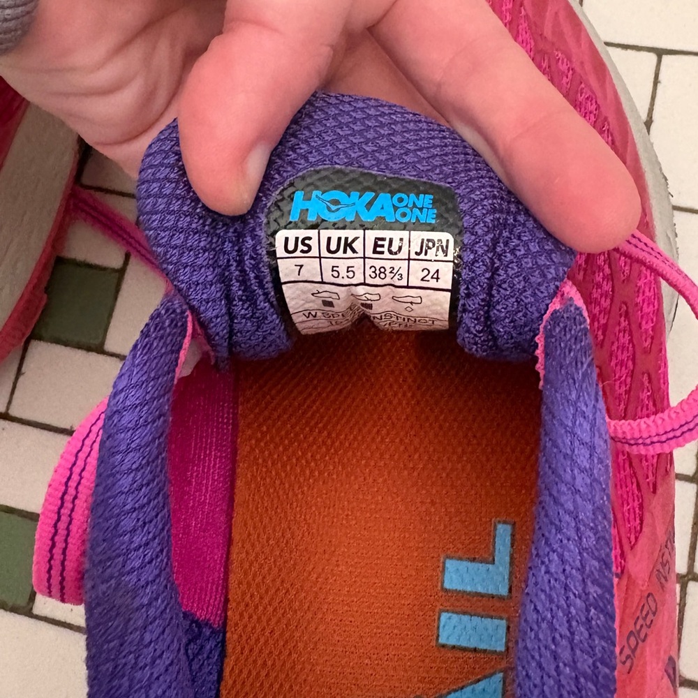 Pink Hoka Trail shoes - Picture 4 of 4